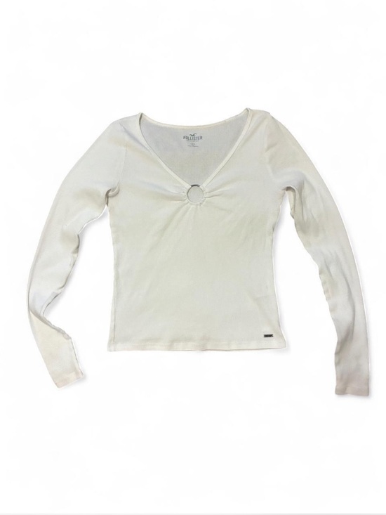 Hollister Tops - 🤍Hollister ribbed long sleeve🤍